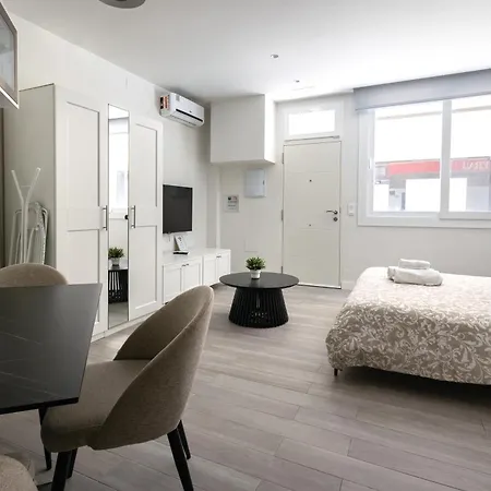 Premium Malagueta Suite Malaga Exterior photo